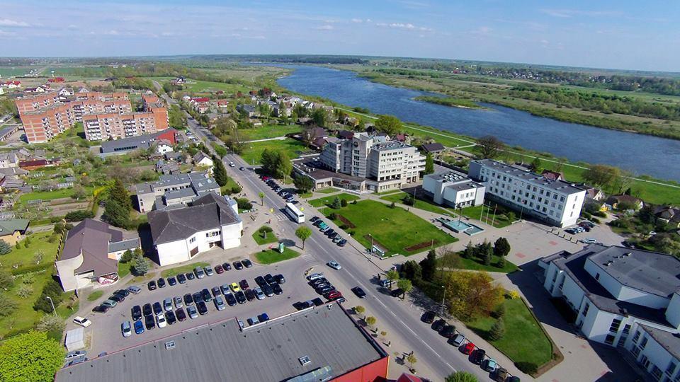 Готель Viesbutis Юрбаркас Екстер'єр фото